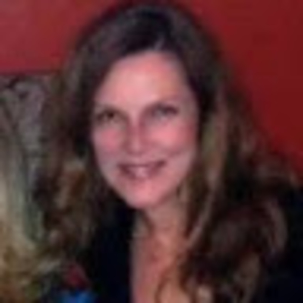 Meet your Posher, Cynthia